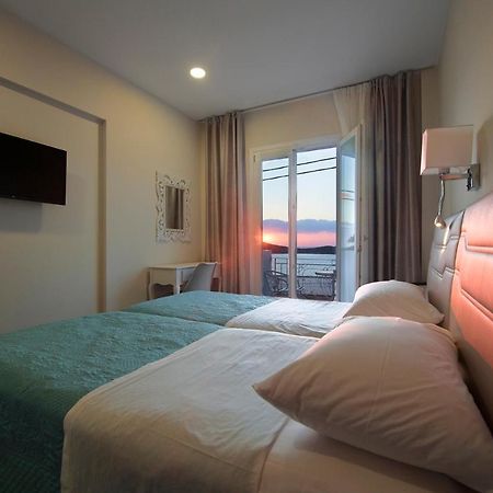 Hyperion Hotel Myrties 外观 照片