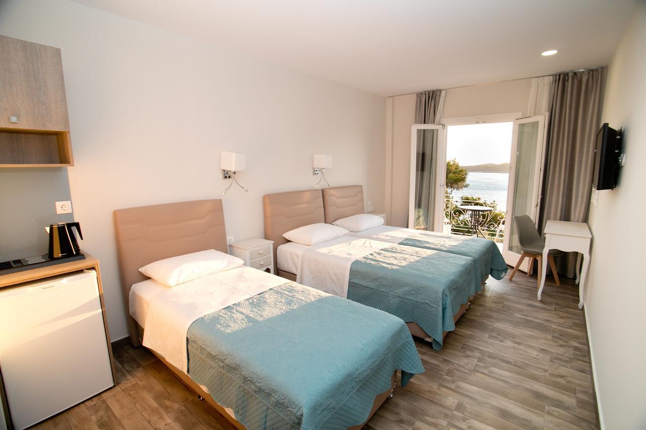 Hyperion Hotel Myrties 外观 照片